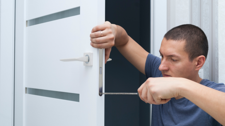 Licensed Commercial Lock Out Service Provider in Alhambra, CA,